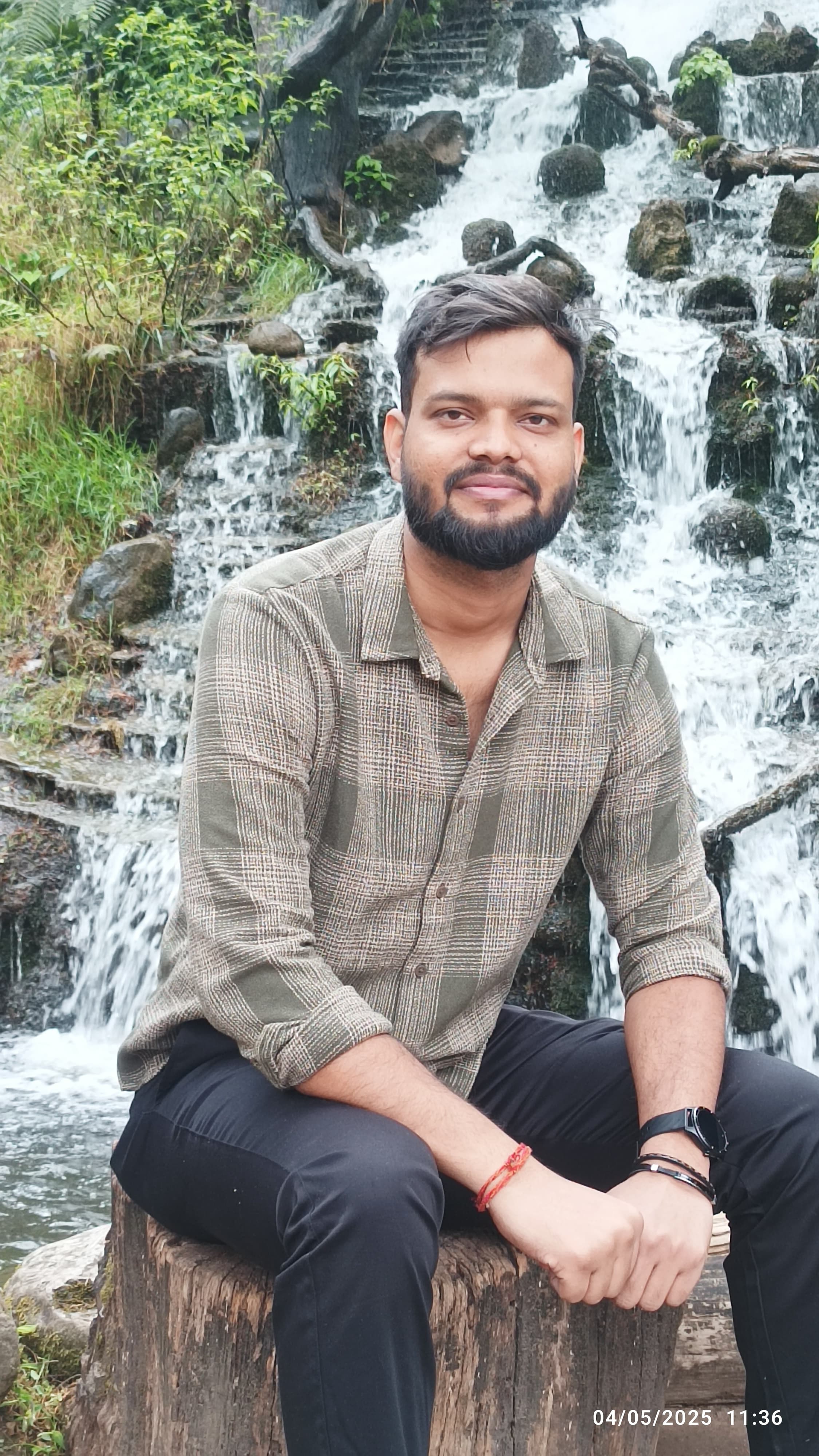 About Shashank Dwivedi